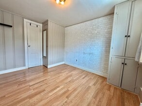 2504 Arctic Ave in Virginia Beach, VA - Building Photo - Building Photo