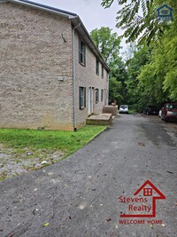 402 Peek Dr in Cookeville, TN - Building Photo - Building Photo