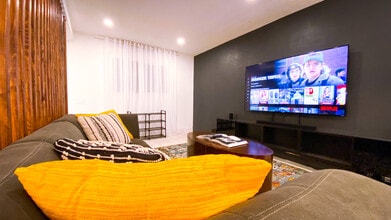 948 S 1500 W in Salt Lake City, UT - Building Photo - Building Photo