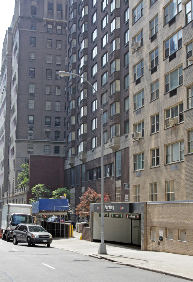 RiverCourt in New York, NY - Foto de edificio - Building Photo