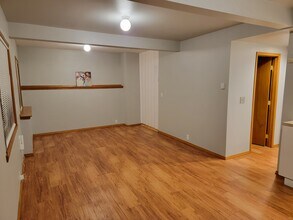 9330 15th St SE, Unit ADU in Lake Stevens, WA - Building Photo - Building Photo