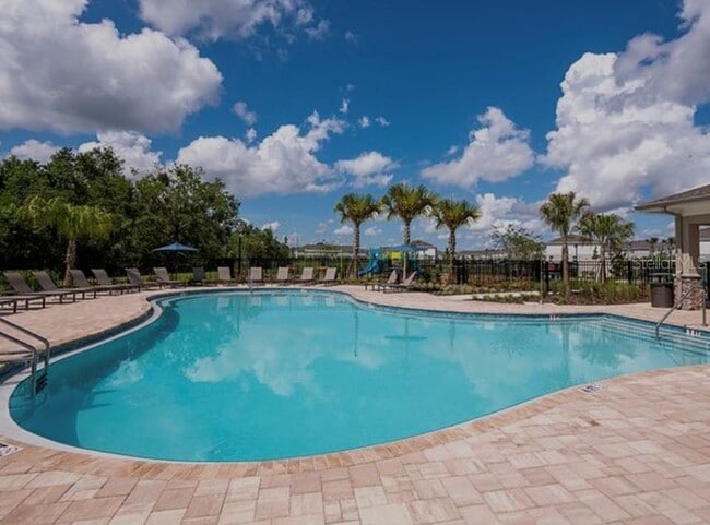 3014 Skyline Lp in Kissimmee, FL - Building Photo - Building Photo