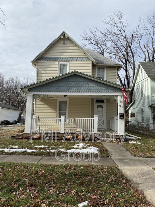 1037 NE Winfield Ave in Topeka, KS - Building Photo