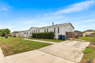 2676 Pahmeyer Rd in New Braunfels, TX - Building Photo - Building Photo