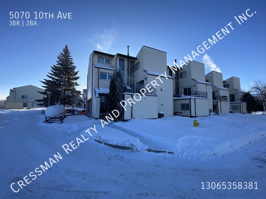 5070 10 Ave in Regina, SK - Building Photo