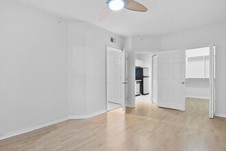 3104 Tuscany Way in Boynton Beach, FL - Building Photo - Building Photo