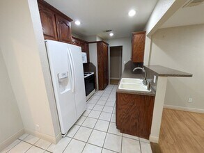 5031 Simpson Ave in Groves, TX - Building Photo - Building Photo
