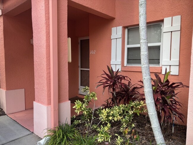 5450 Longwood Run Blvd in Sarasota, FL - Building Photo - Building Photo