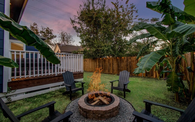 410 James St in Houston, TX - Building Photo - Building Photo