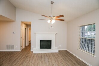 2477 Shoals Terrace in Decatur, GA - Building Photo - Building Photo