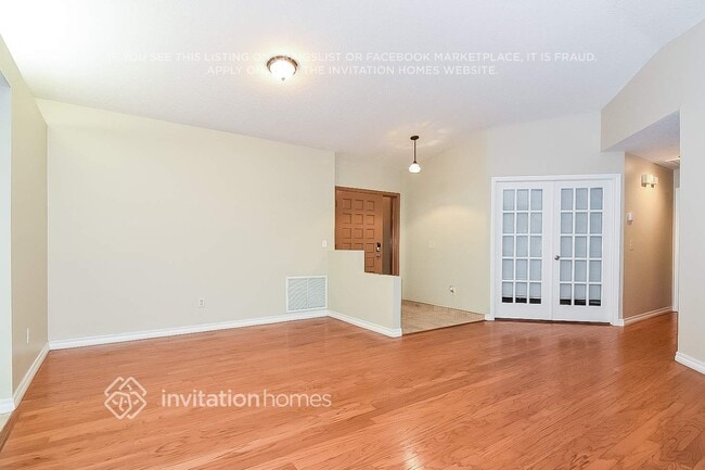 5368 Black Pine Dr in Tampa, FL - Foto de edificio - Building Photo