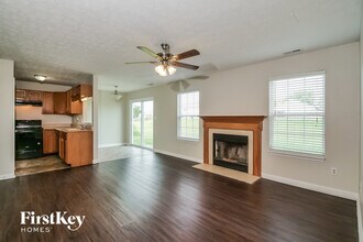11120 Fall Dr in Indianapolis, IN - Building Photo - Building Photo