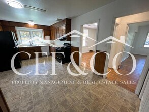 102 E Berkeley St in Chesnee, SC - Building Photo - Building Photo