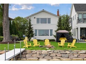 55 W Point Ave in Excelsior, MN - Building Photo