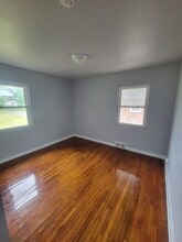 1322 E Frye Ave in Peoria, IL - Building Photo - Building Photo