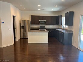 10862 Knickerbocker Ave in Las Vegas, NV - Building Photo