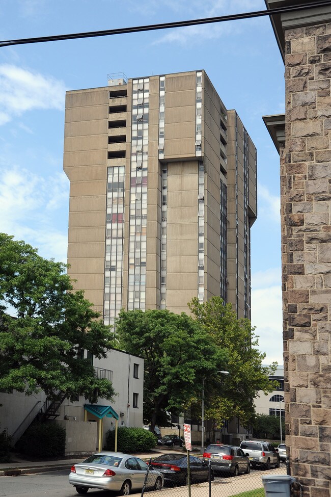 Twin Towers in Trenton, NJ - Building Photo - Building Photo