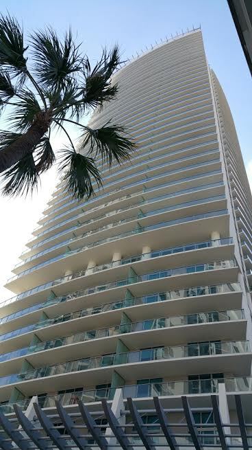 1100 S Miami Ave, Unit 301 in Miami, FL - Building Photo - Building Photo