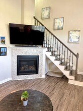 712 S Lake Cir in Chesapeake, VA - Building Photo - Building Photo