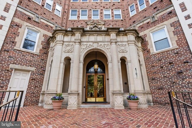 property at 4707 Connecticut Ave NW