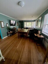 59 Dunwood Rd in Port Washington, NY - Building Photo - Building Photo