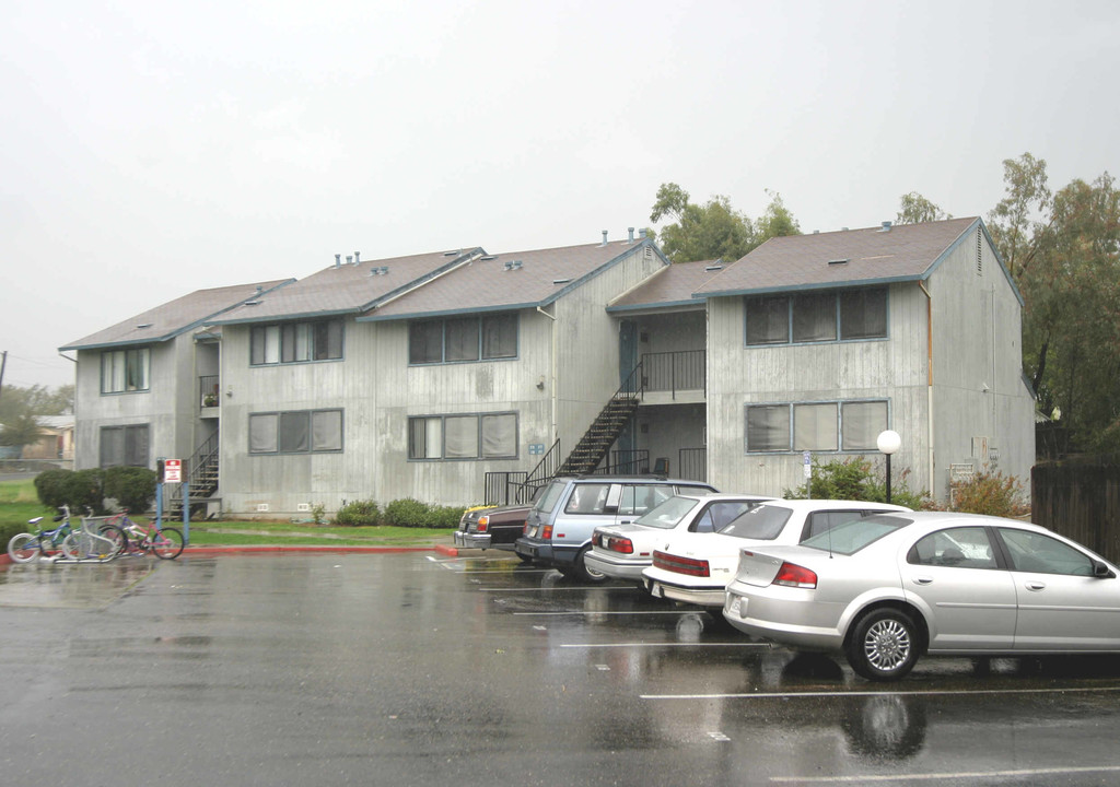 Casitas Del Rio Apartments in Rio Vista, CA - Building Photo