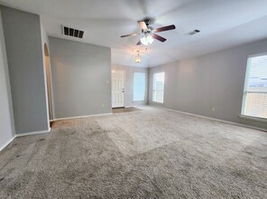 1809 Rodeo Dr in Anna, TX - Foto de edificio - Building Photo