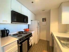 931 Massachusetts Ave, Unit 903 in Cambridge, MA - Building Photo - Building Photo