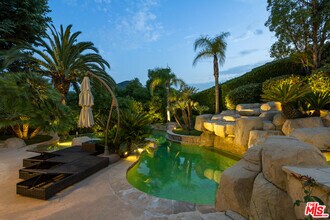 1653 Vista Oaks Way in Thousand Oaks, CA - Building Photo - Building Photo