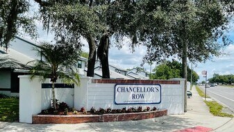 2706 Graduate Ct in Orlando, FL - Building Photo