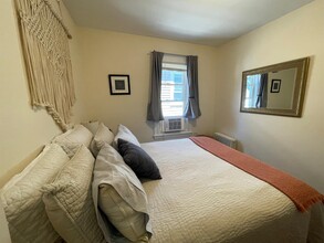 11 Belmont Sq, Unit 3 in Somerville, MA - Building Photo - Building Photo