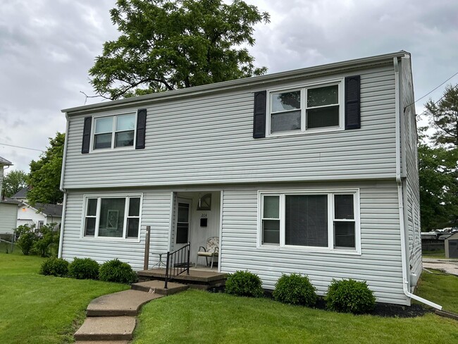 property at 202 N 11th St