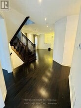 239 Dalgleish Garden in Milton, ON - Building Photo - Building Photo