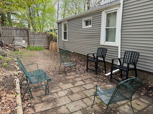 41 Bigelow St, Unit 2