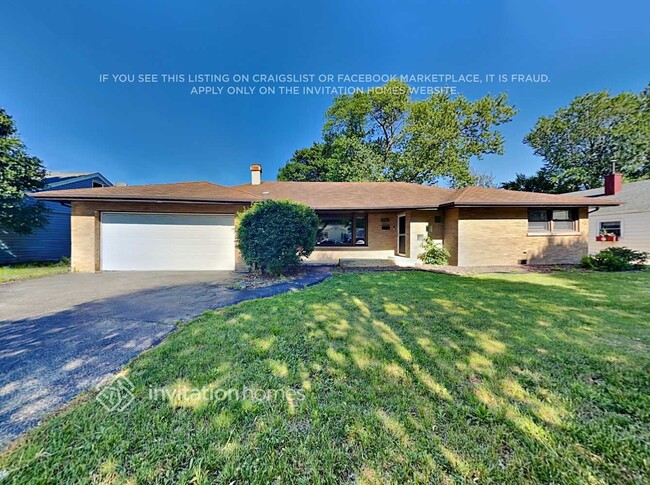 property at 9315 S 49th Ct