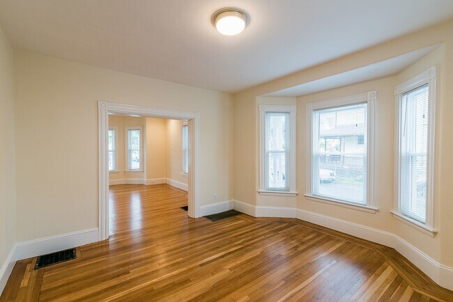 property at 58 Saunders St
