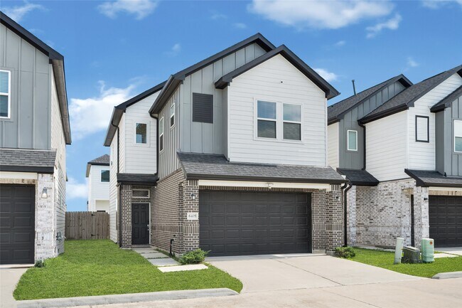 property at 6405 Leopold Star Ln