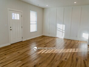 11329 S Prosperity Rd in South Jordan, UT - Building Photo - Building Photo