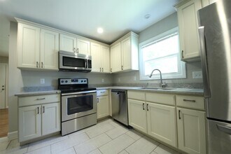 4736 Monmouth Dr in Charlotte, NC - Building Photo - Building Photo