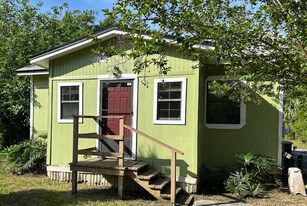 7908 Siskin Ave in Jacksonville, FL - Building Photo