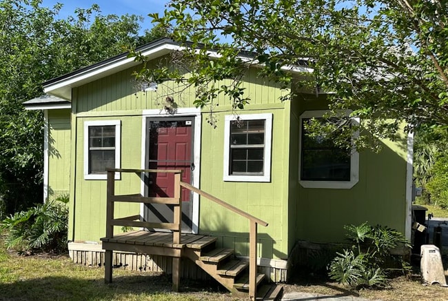 property at 7908 Siskin Ave