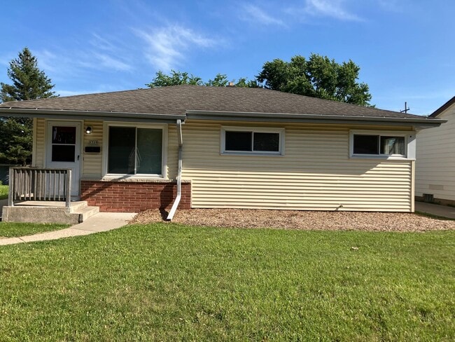 property at 8509 W Arden Pl