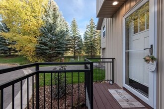 112 Aspen Meadows Rd in Driggs, ID - Building Photo - Building Photo