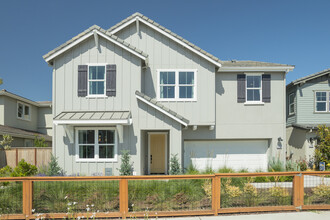 Coronado at Delta Shores in Sacramento, CA - Building Photo - Building Photo