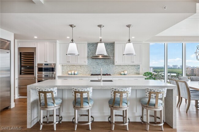 13925 Old Coast Rd in Naples, FL - Building Photo - Building Photo