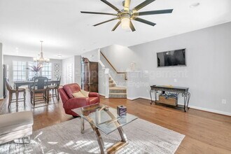 4951 Old Main St in Richmond, VA - Building Photo - Building Photo