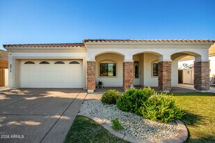 8912 N 15th Ln in Phoenix, AZ - Building Photo