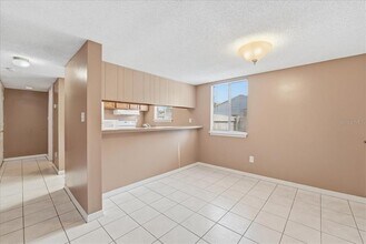 1428 Oak Pl in Apopka, FL - Building Photo - Building Photo