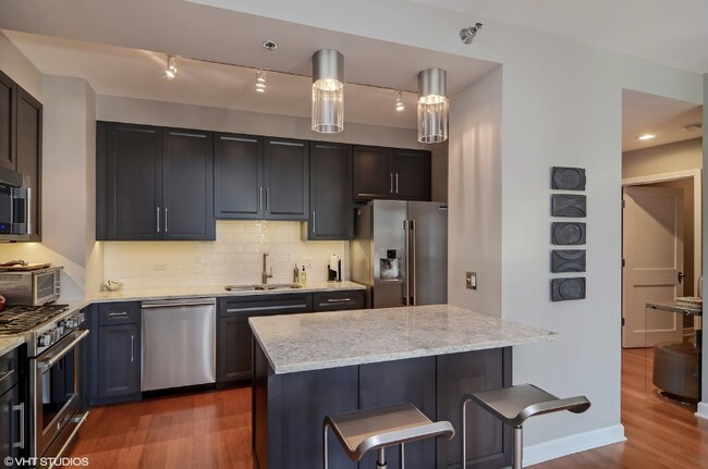 1234/1250 S Michigan Ave in Chicago, IL - Building Photo - Building Photo