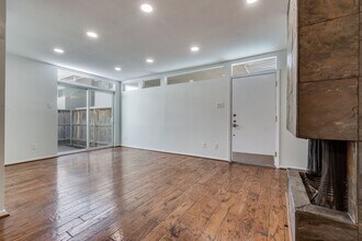 3321 Cole in Dallas, TX - Building Photo - Building Photo